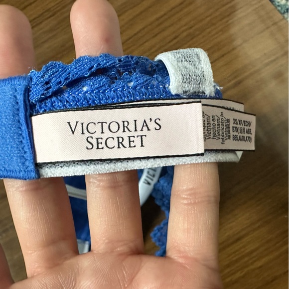 Victorias Secret | Blue Lace Bralette - Picture 4 of 10